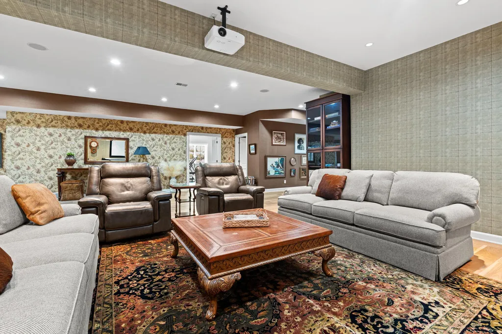 329 W Circle Drive North Muskegon City MI 49445