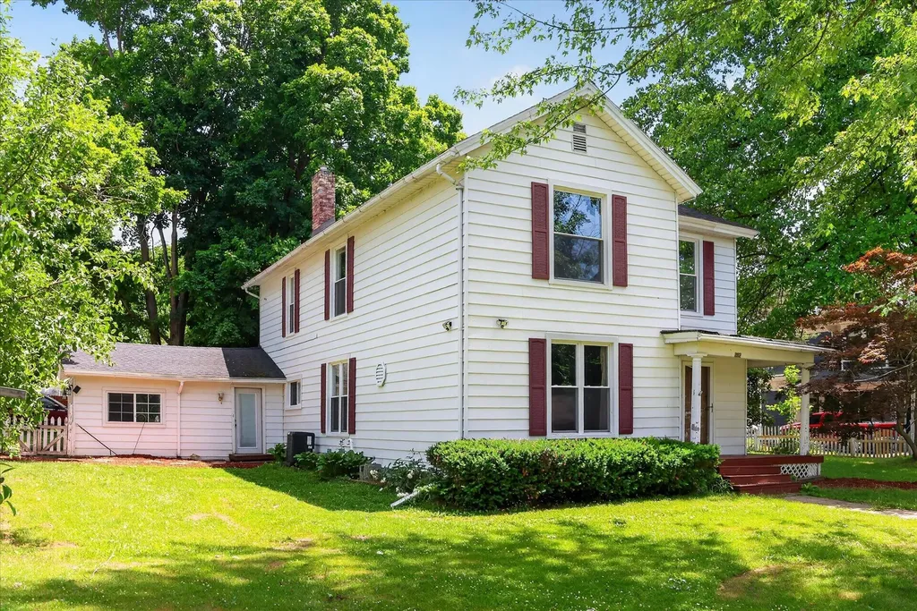 282 Liberty Street Ionia Township MI 48860