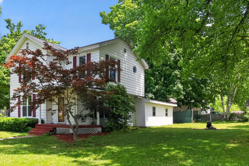 282 Liberty Street Ionia Township MI 48860