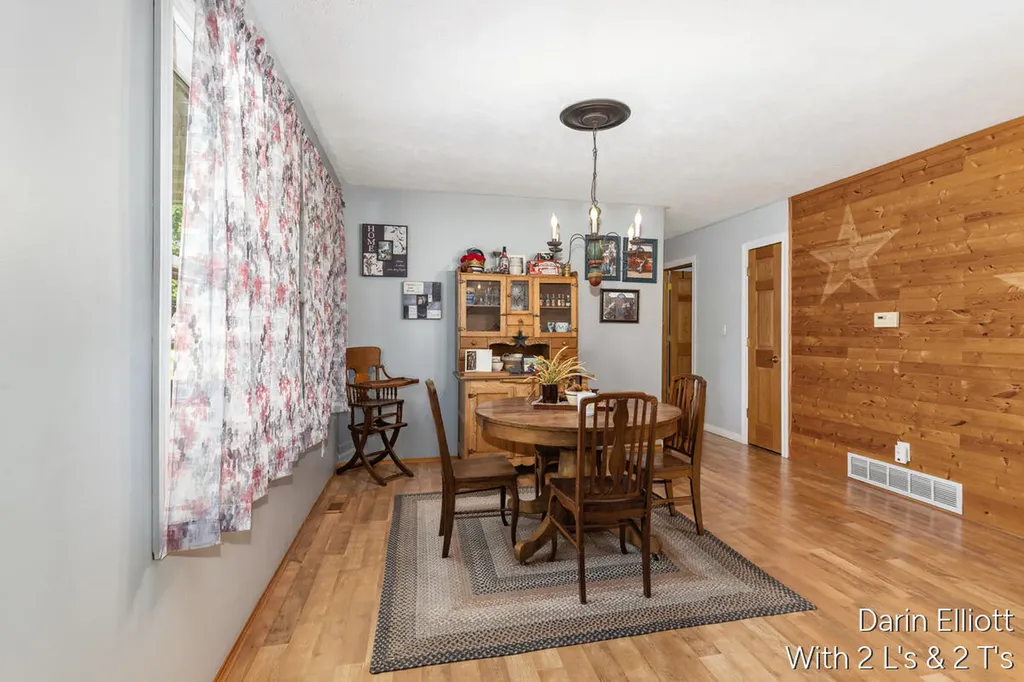 338 Lynn Avenue Ionia Township MI 48846