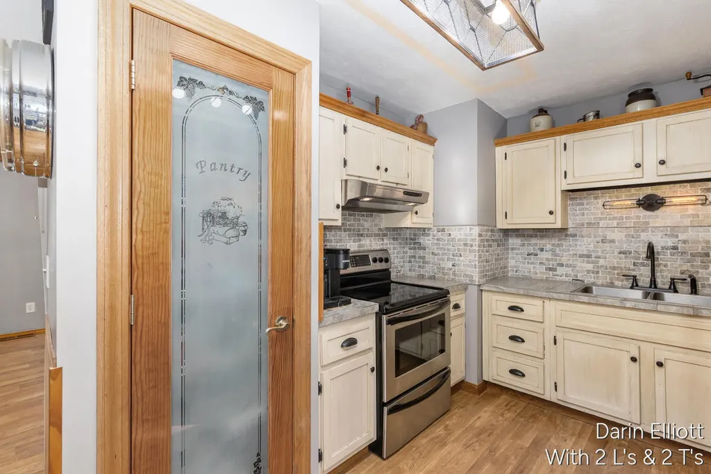 338 Lynn Avenue Ionia Township MI 48846