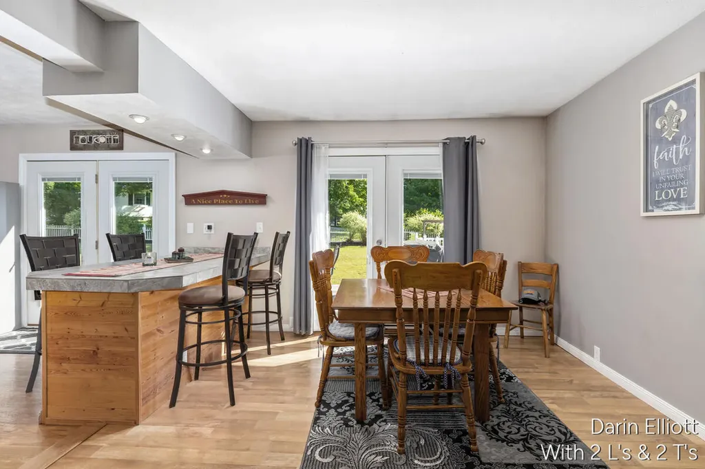 338 Lynn Avenue Ionia Township MI 48846
