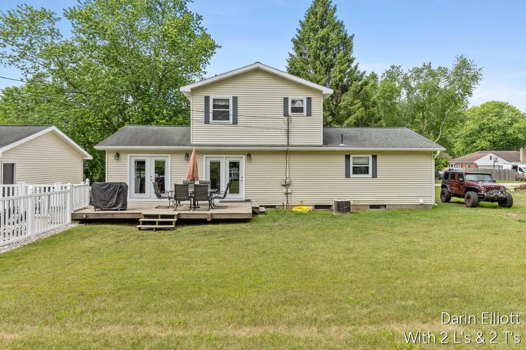 338 Lynn Avenue Ionia Township MI 48846
