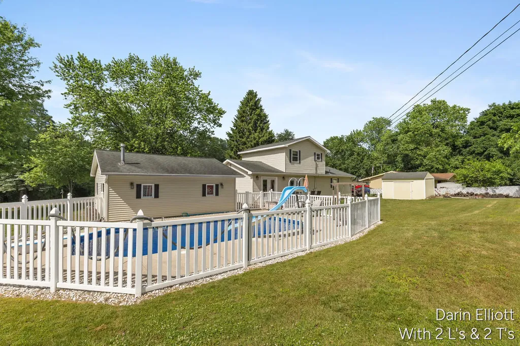 338 Lynn Avenue Ionia Township MI 48846