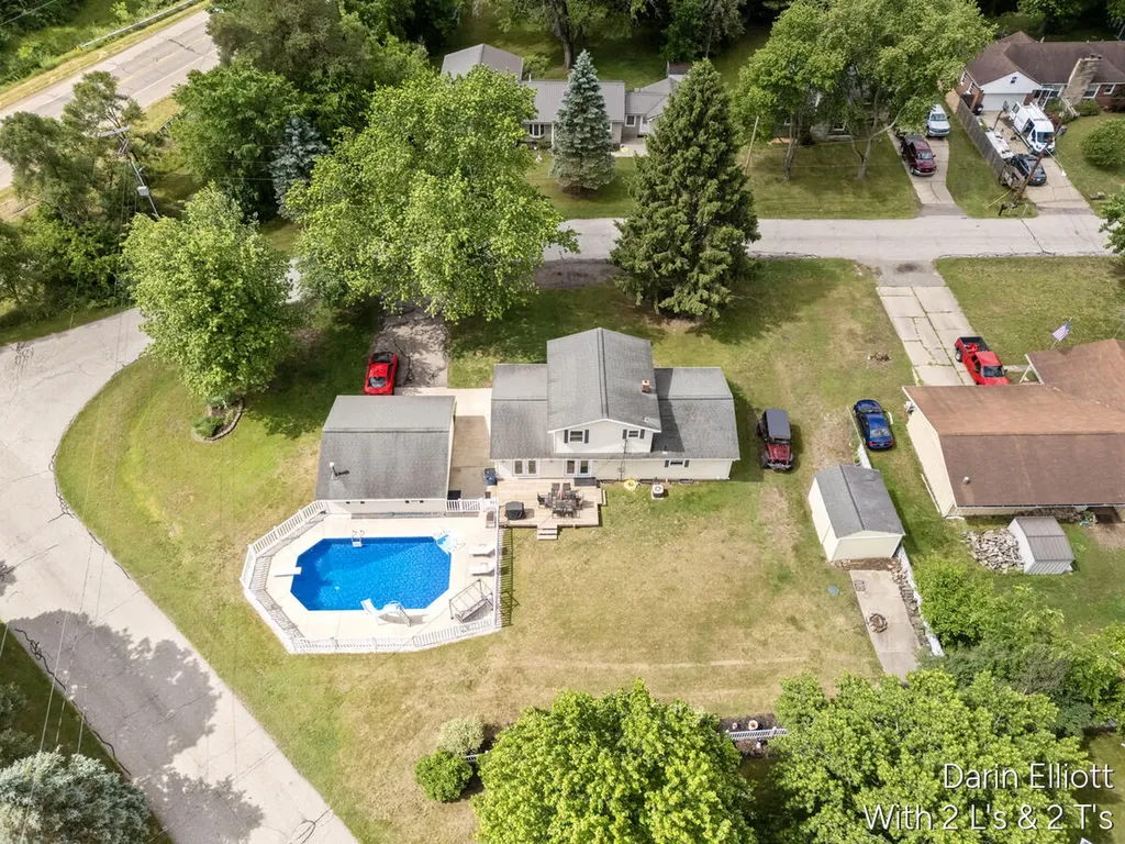 338 Lynn Avenue Ionia Township MI 48846