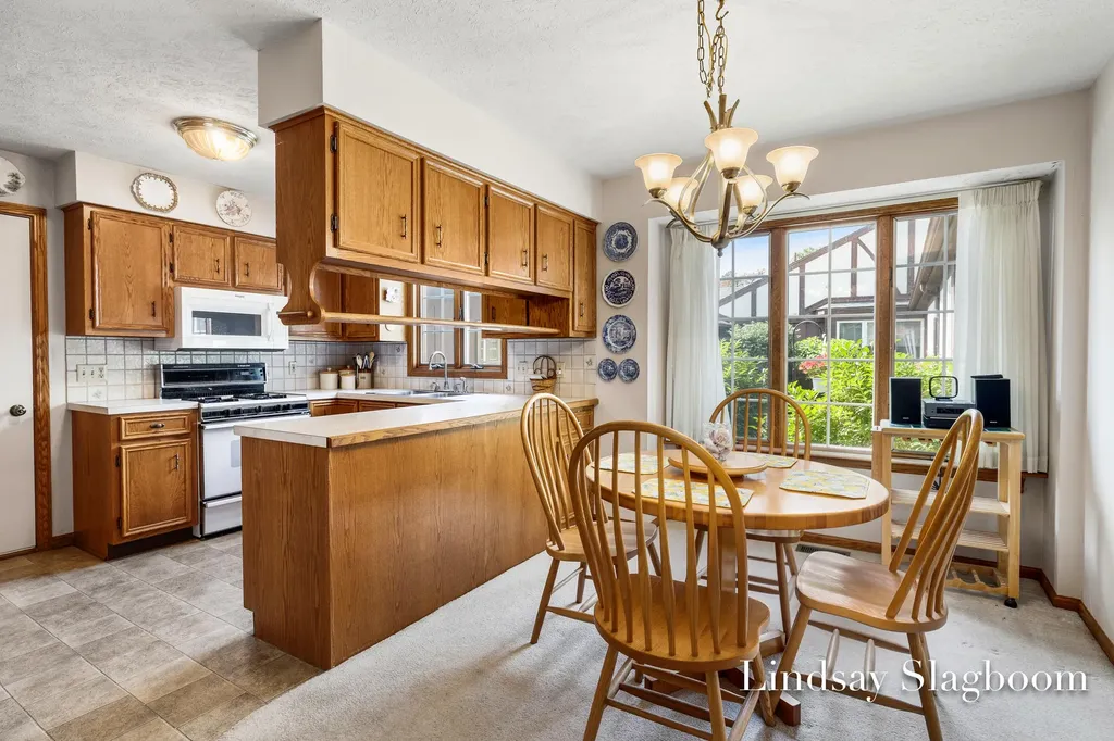 2201 Radcliff Circle SE Grand Rapids City MI 49546