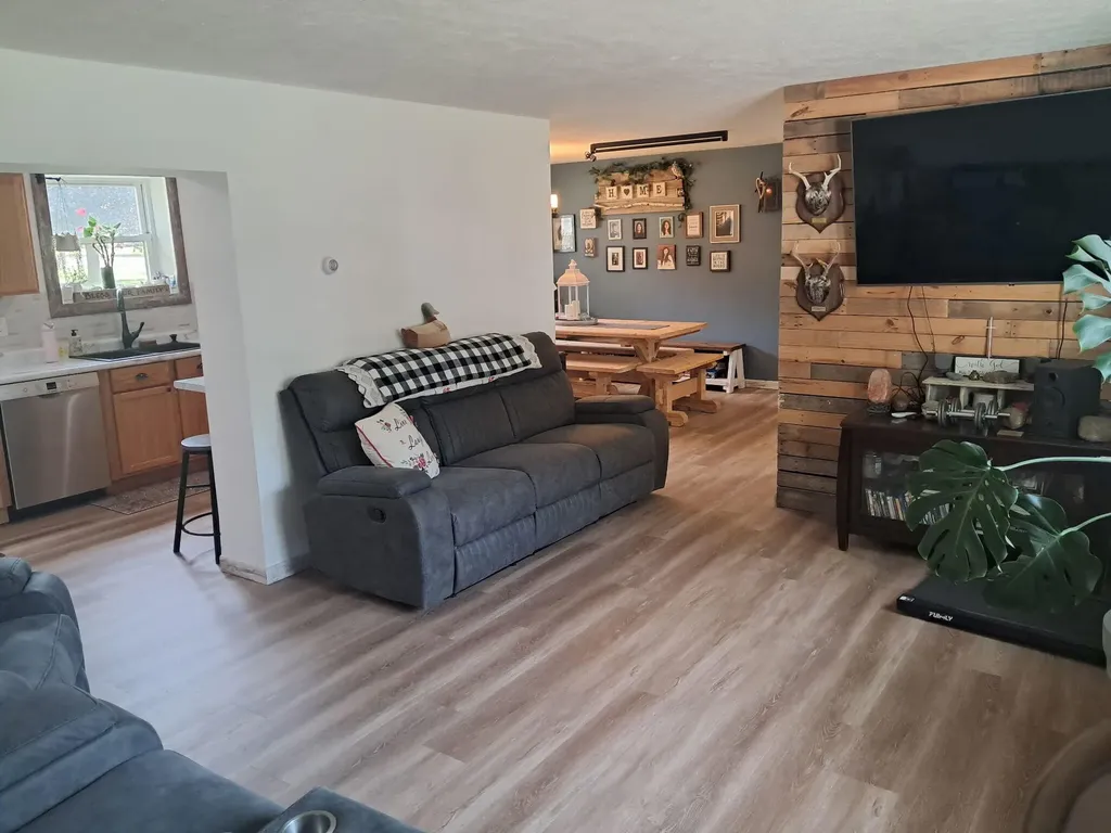 911 Washington Berlin Township MI 48849