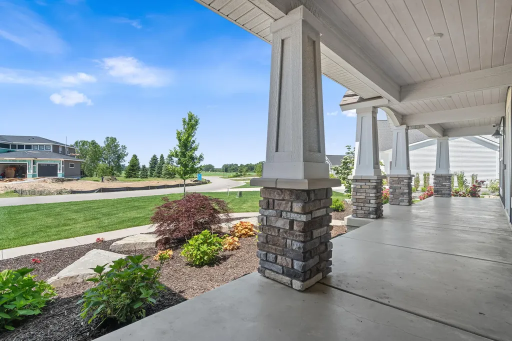 4738 Harkemas Creek Drive Park Township MI 49424