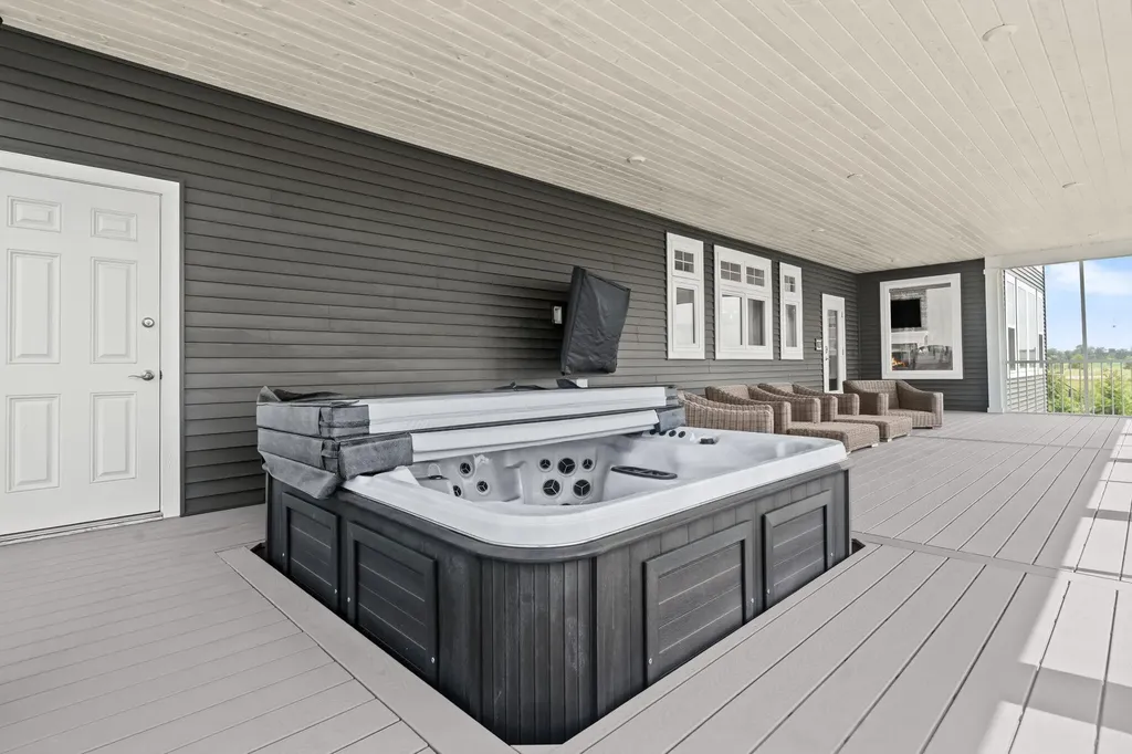 4738 Harkemas Creek Drive Park Township MI 49424