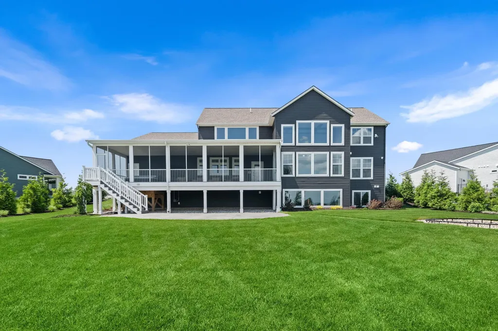 4738 Harkemas Creek Drive Park Township MI 49424