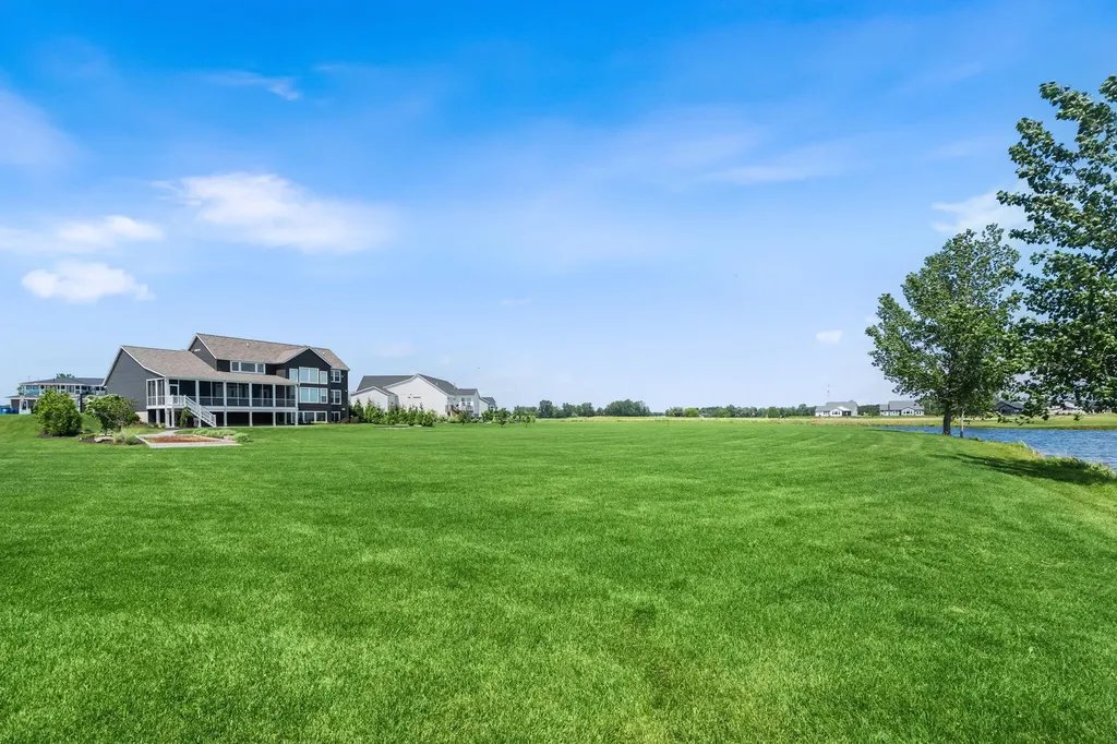 4738 Harkemas Creek Drive Park Township MI 49424