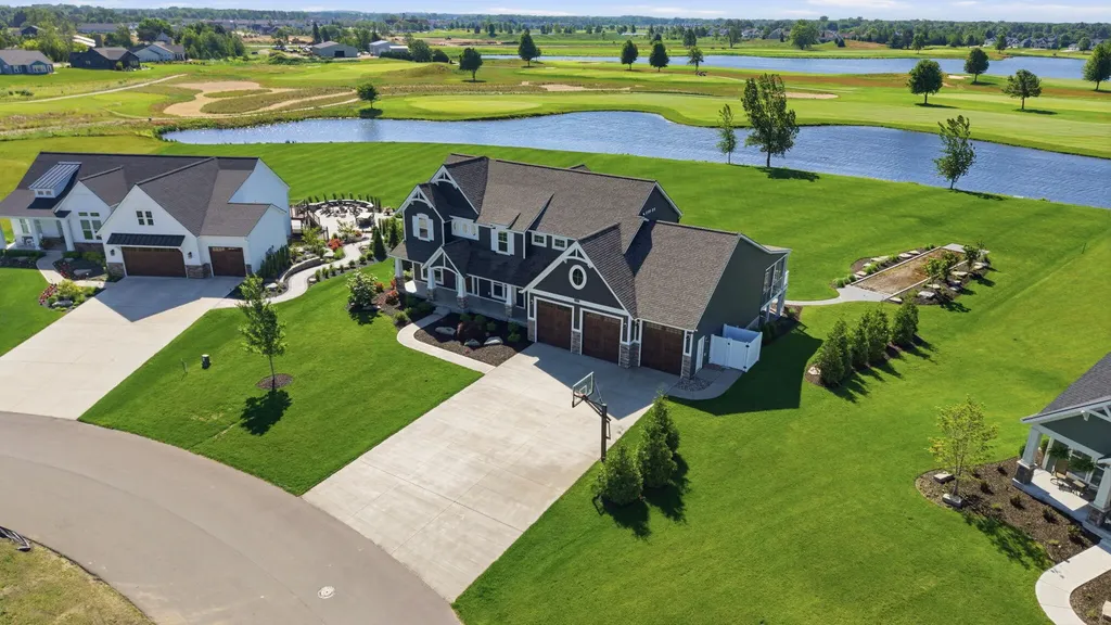 4738 Harkemas Creek Drive Park Township MI 49424