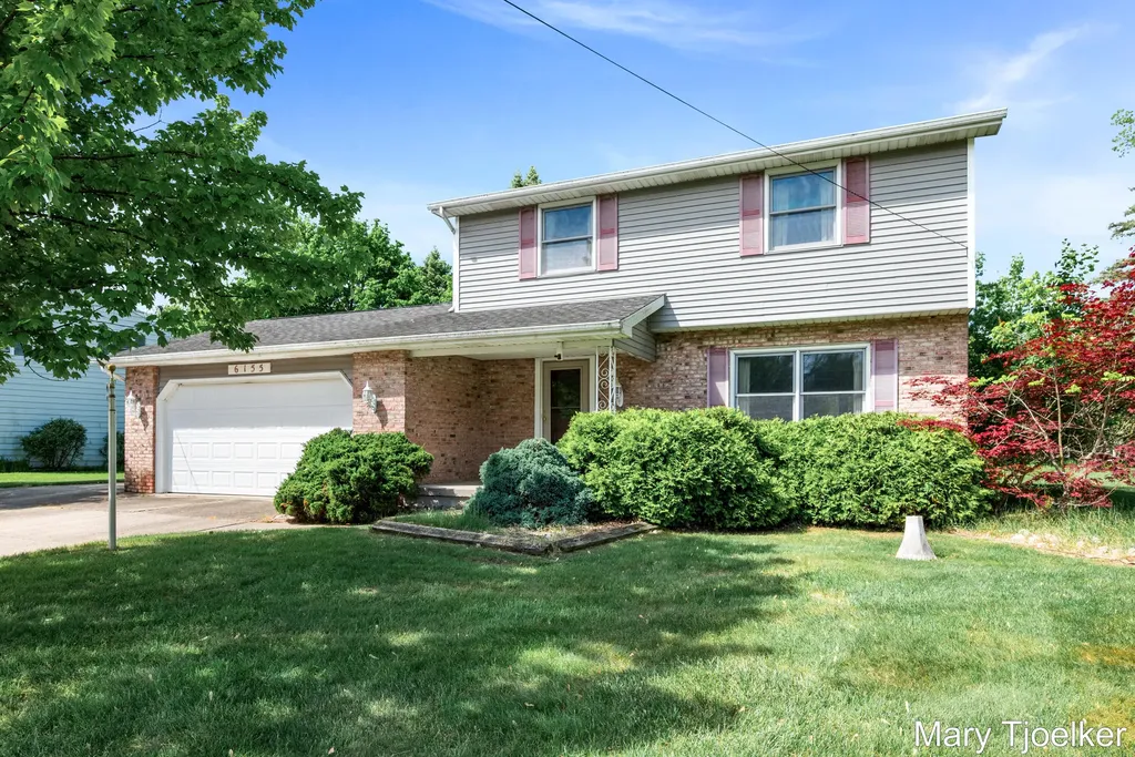 6155 Blythefield Avenue NE Plainfield Charter Township MI 49341