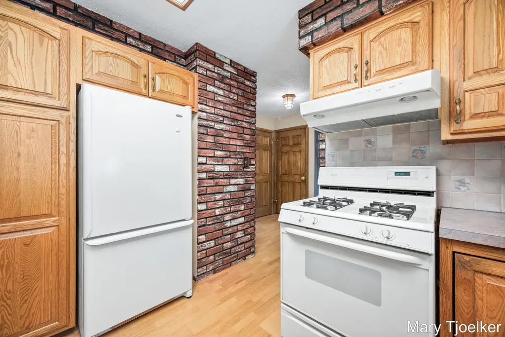 6155 Blythefield Avenue NE Plainfield Charter Township MI 49341