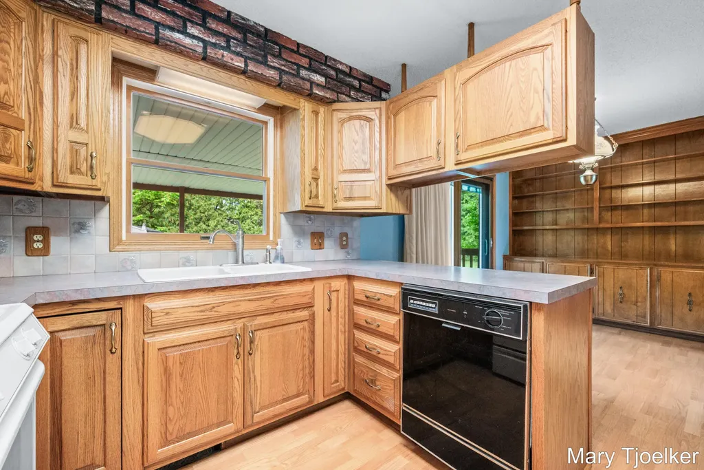6155 Blythefield Avenue NE Plainfield Charter Township MI 49341