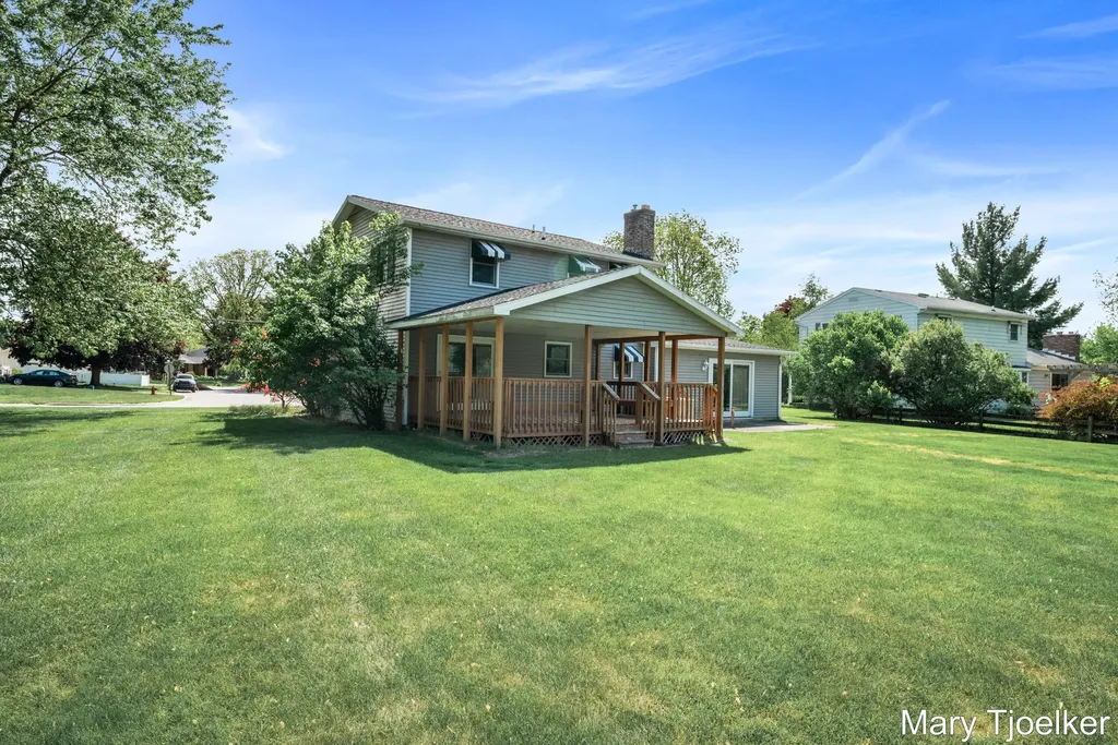 6155 Blythefield Avenue NE Plainfield Charter Township MI 49341