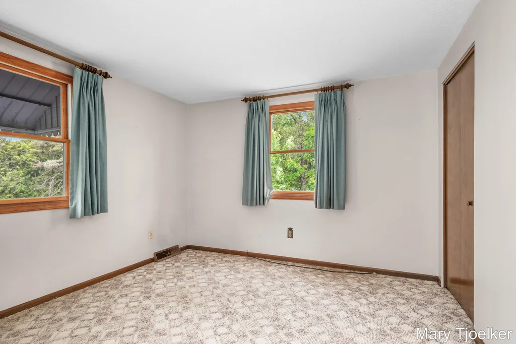 6155 Blythefield Avenue NE Plainfield Charter Township MI 49341