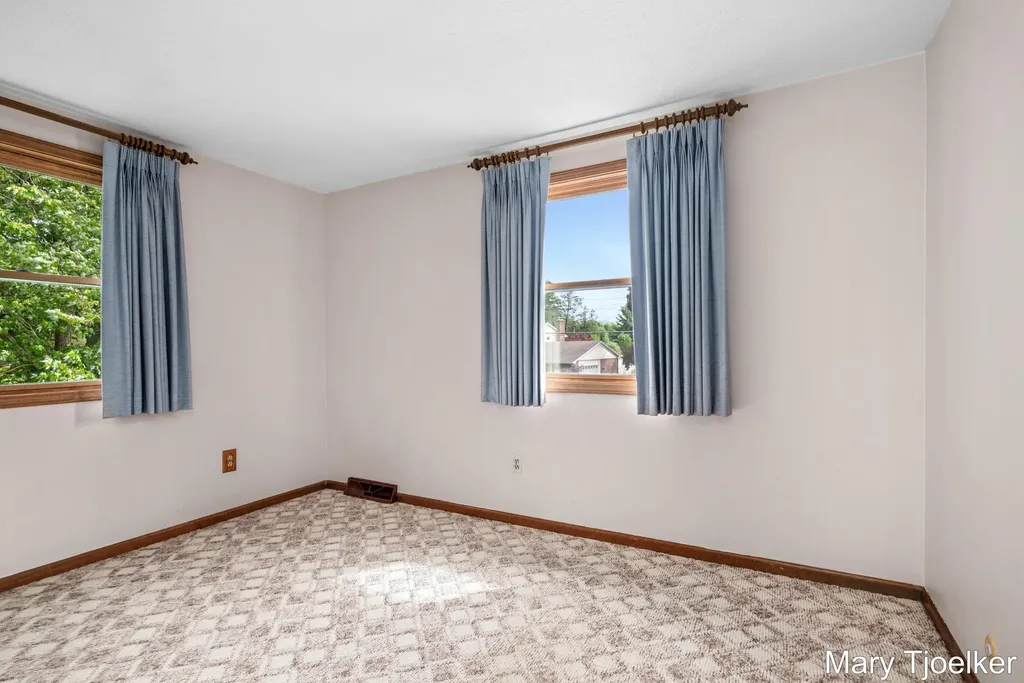 6155 Blythefield Avenue NE Plainfield Charter Township MI 49341