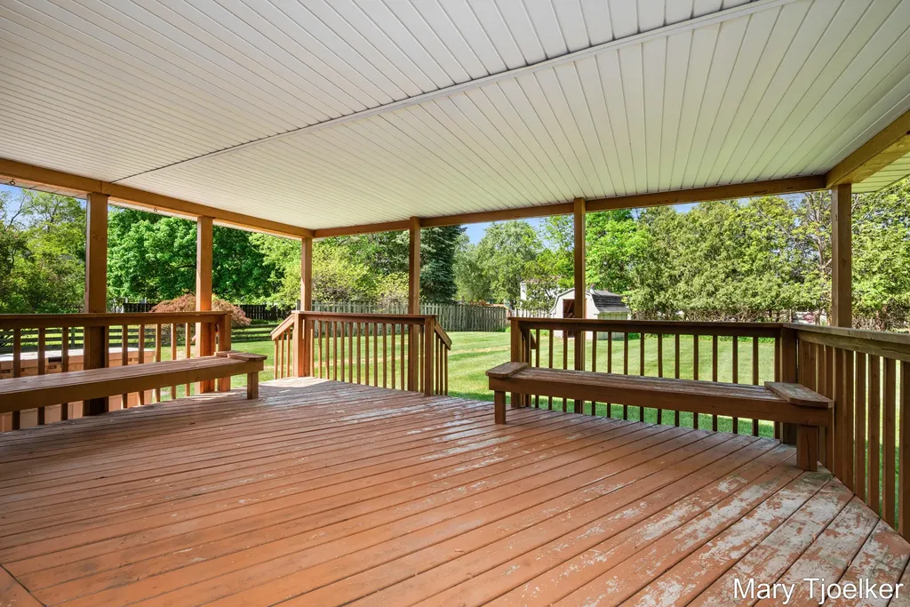 6155 Blythefield Avenue NE Plainfield Charter Township MI 49341