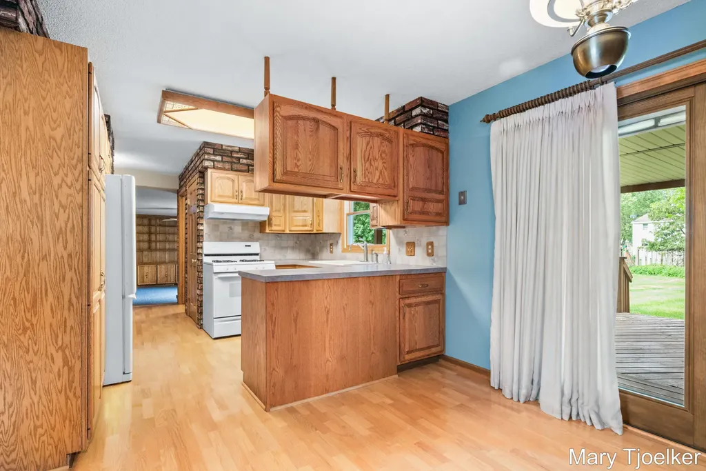 6155 Blythefield Avenue NE Plainfield Charter Township MI 49341