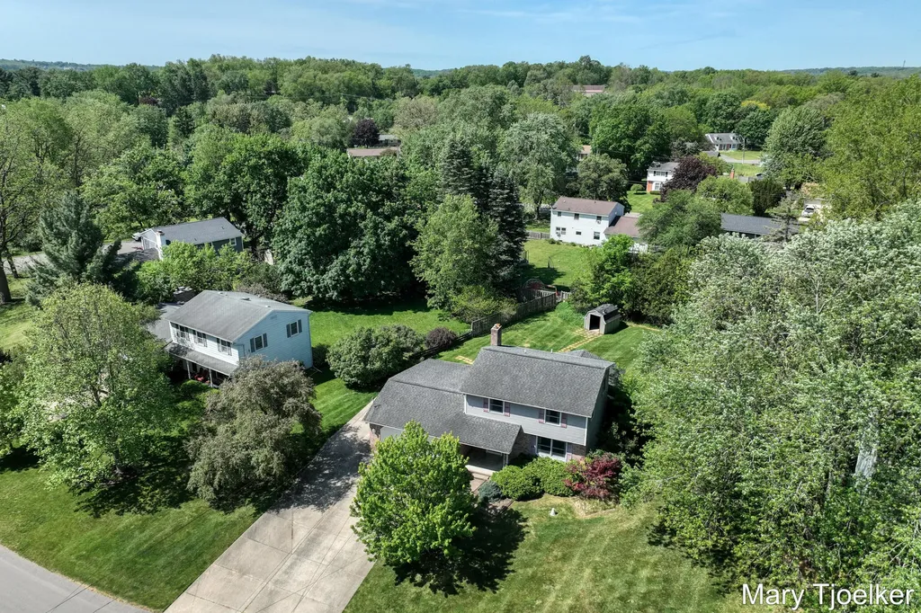 6155 Blythefield Avenue NE Plainfield Charter Township MI 49341