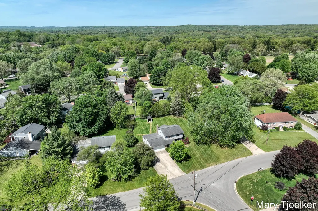 6155 Blythefield Avenue NE Plainfield Charter Township MI 49341