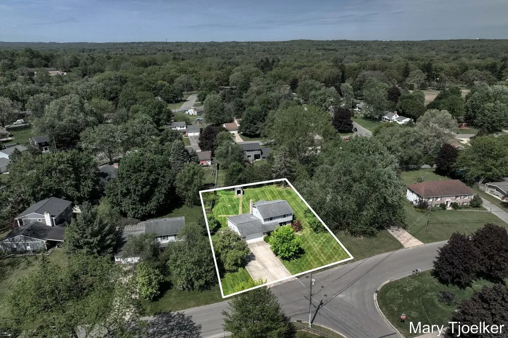 6155 Blythefield Avenue NE Plainfield Charter Township MI 49341