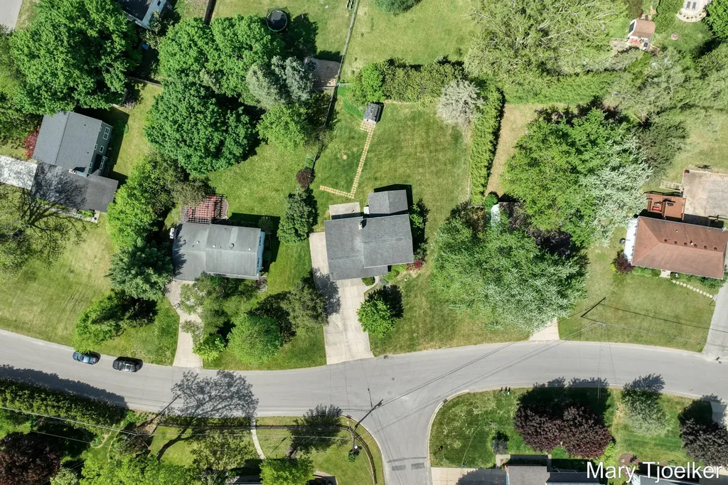 6155 Blythefield Avenue NE Plainfield Charter Township MI 49341