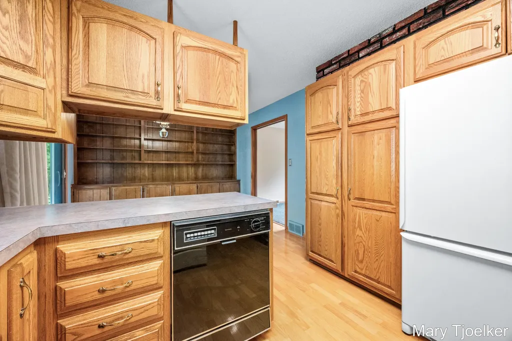6155 Blythefield Avenue NE Plainfield Charter Township MI 49341