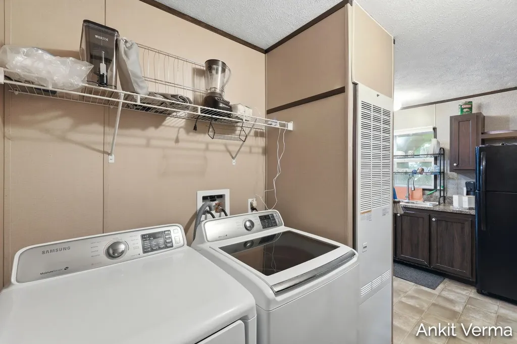 7132 Prestonburg Drive SW Byron Township MI 49548