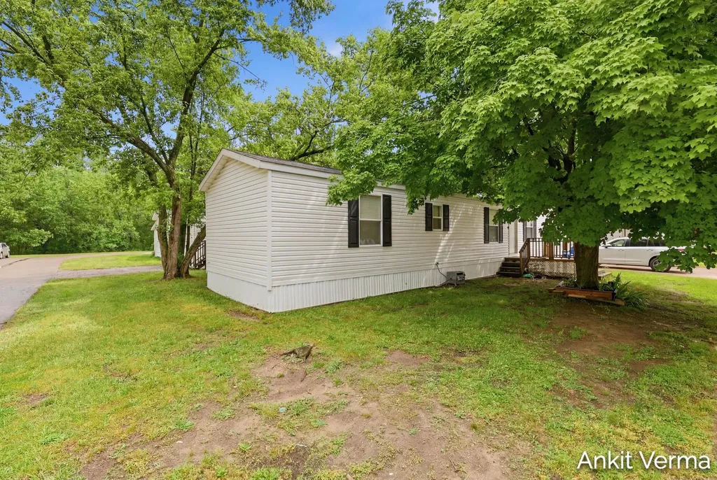 7132 Prestonburg Drive SW Byron Township MI 49548
