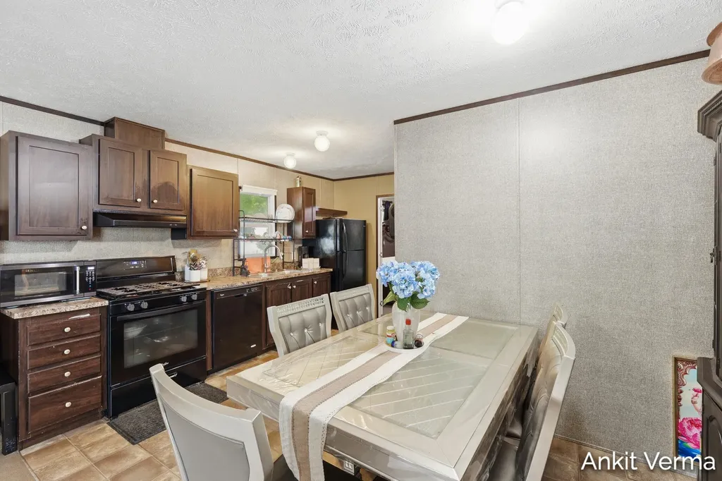 7132 Prestonburg Drive SW Byron Township MI 49548