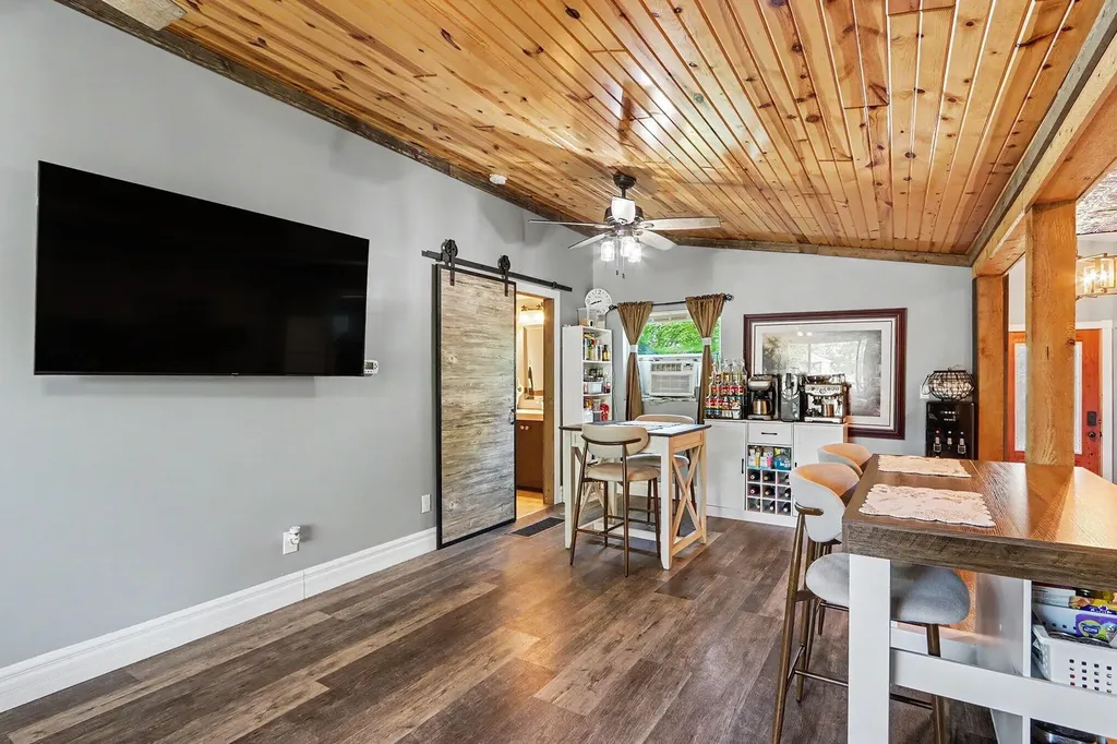 240 W Amy Street Hastings City MI 49058