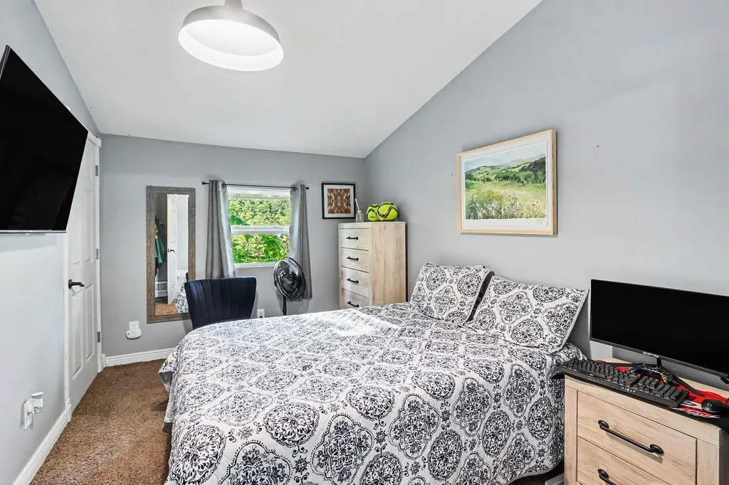 240 W Amy Street Hastings City MI 49058