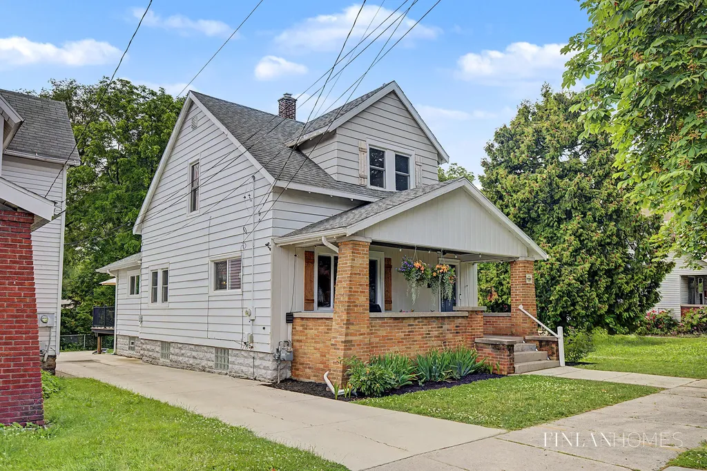 501 Emerald Avenue NE Grand Rapids City MI 49503