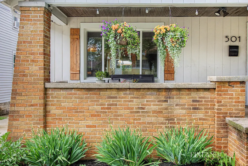 501 Emerald Avenue NE Grand Rapids City MI 49503