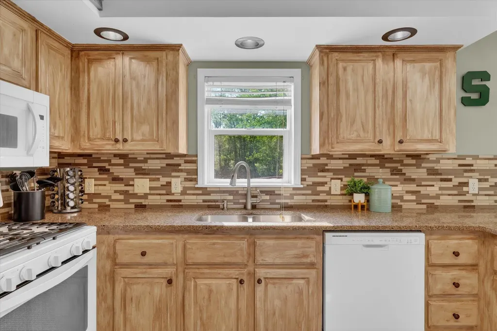 2869 Ridgecrest Drive Keene Township MI 48881