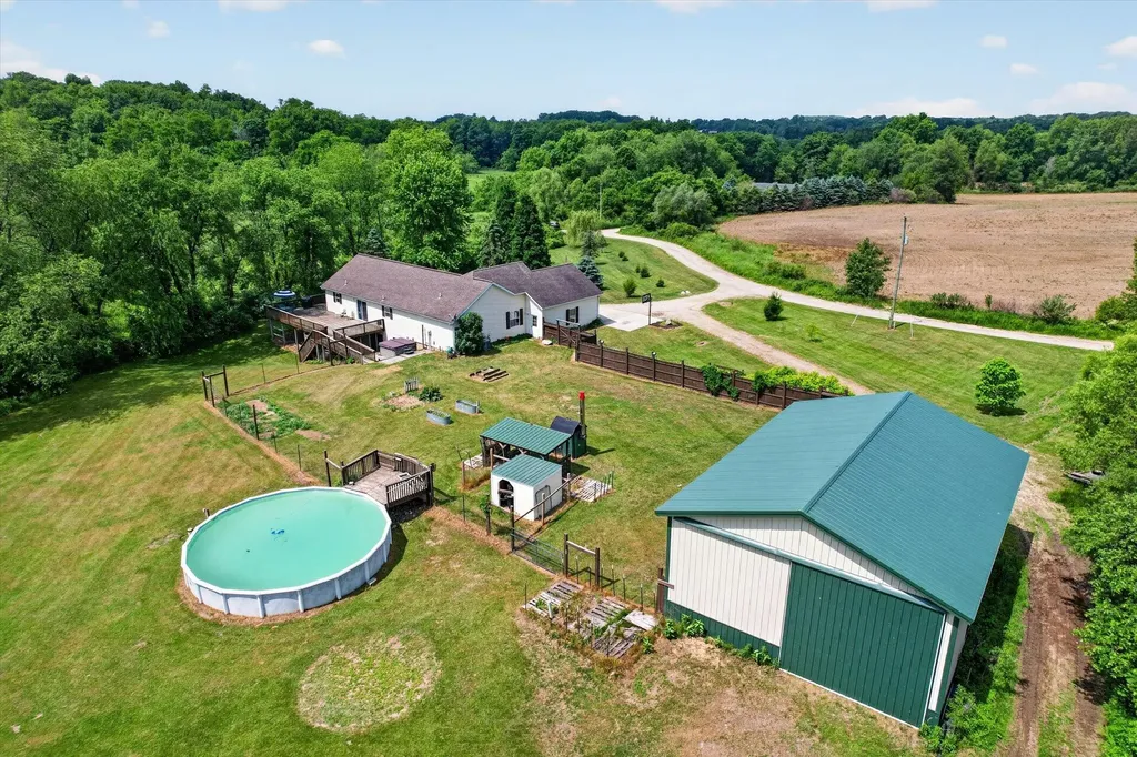 2869 Ridgecrest Drive Keene Township MI 48881