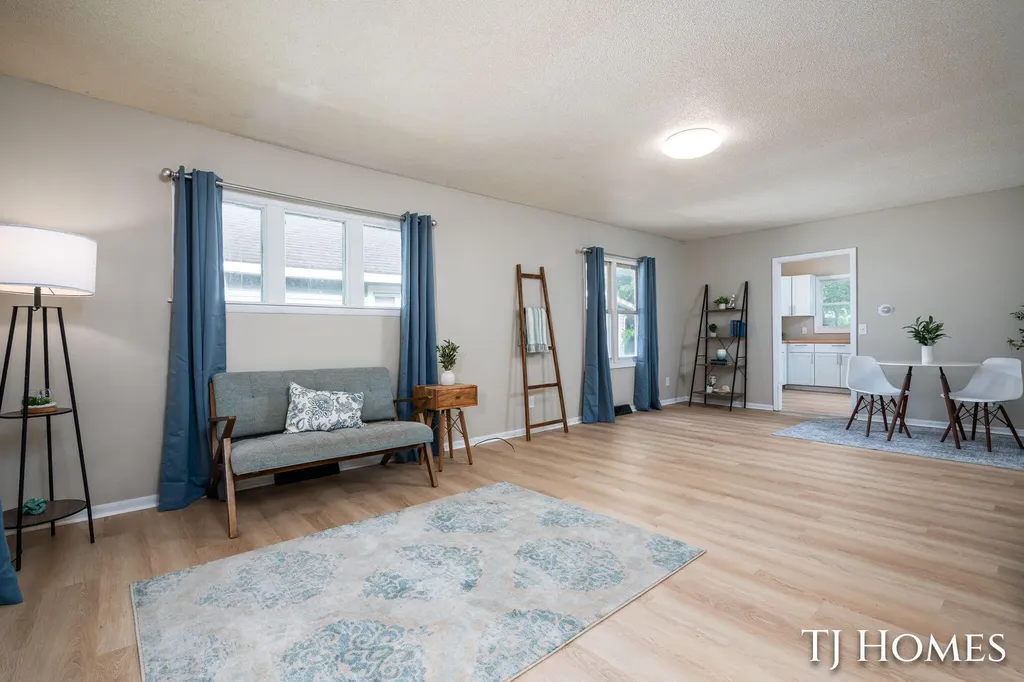926 Emerson Avenue Muskegon City MI 49442