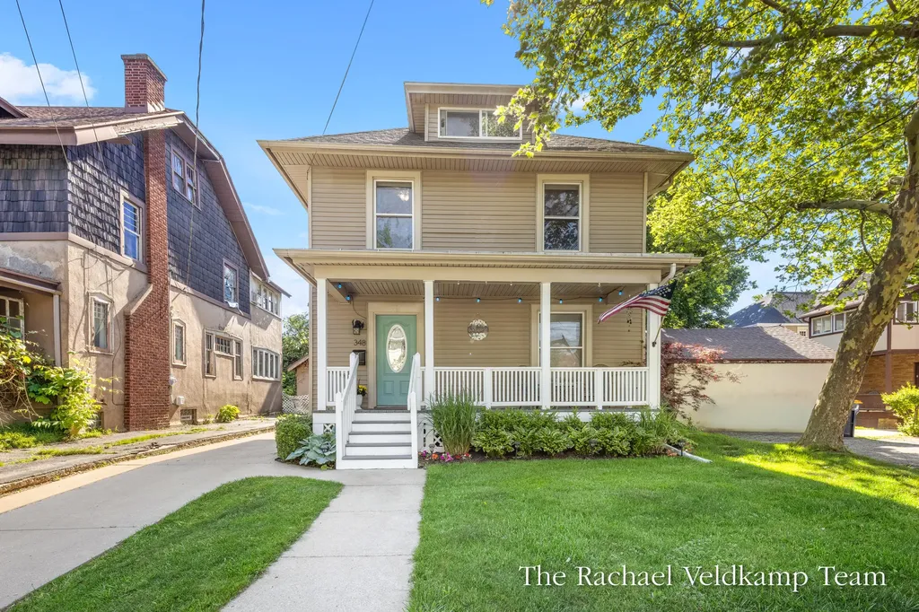 348 Gladstone Drive SE East Grand Rapids City MI 49506
