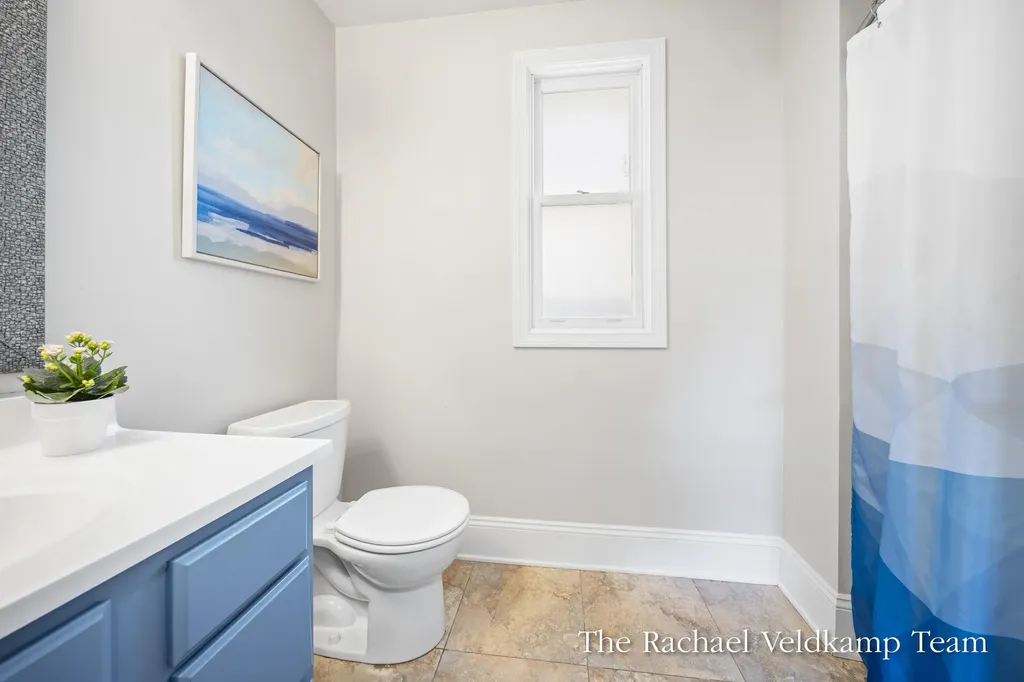 348 Gladstone Drive SE East Grand Rapids City MI 49506