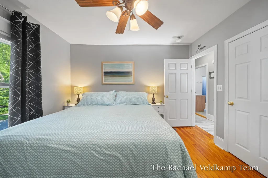348 Gladstone Drive SE East Grand Rapids City MI 49506