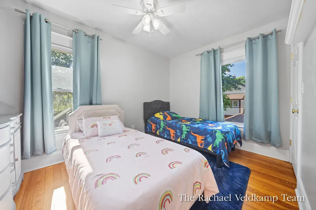 348 Gladstone Drive SE East Grand Rapids City MI 49506