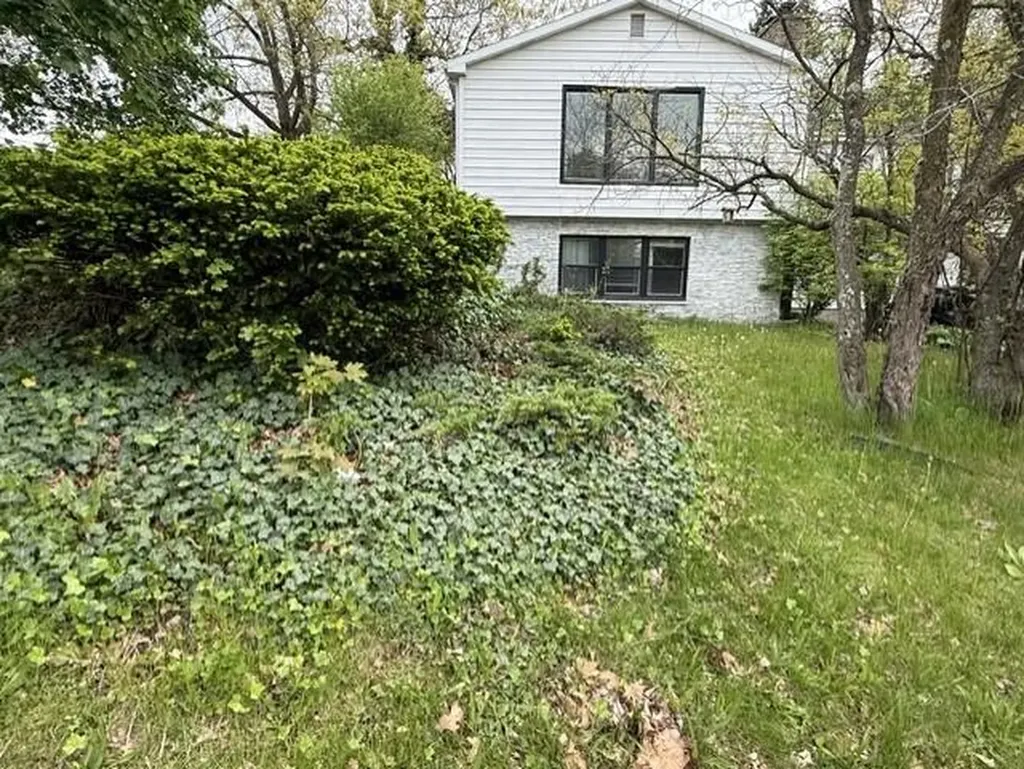 1211 Plymouth Avenue SE Grand Rapids City MI 49506