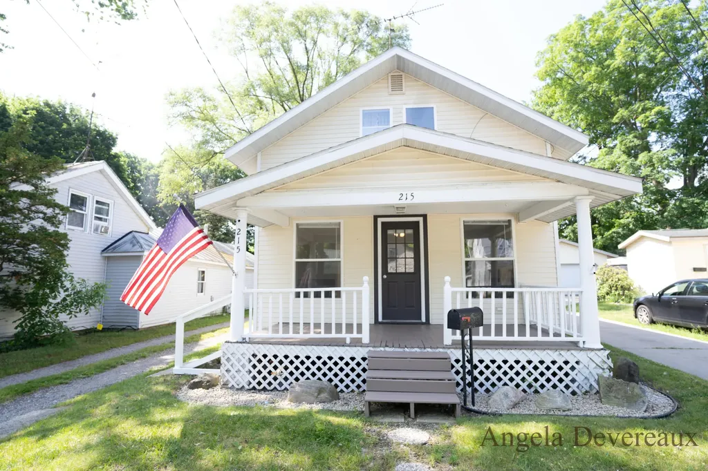 215 W Montcalm Street Greenville City MI 48838