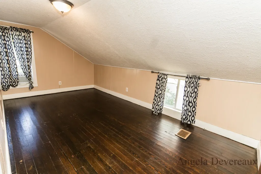 215 W Montcalm Street Greenville City MI 48838