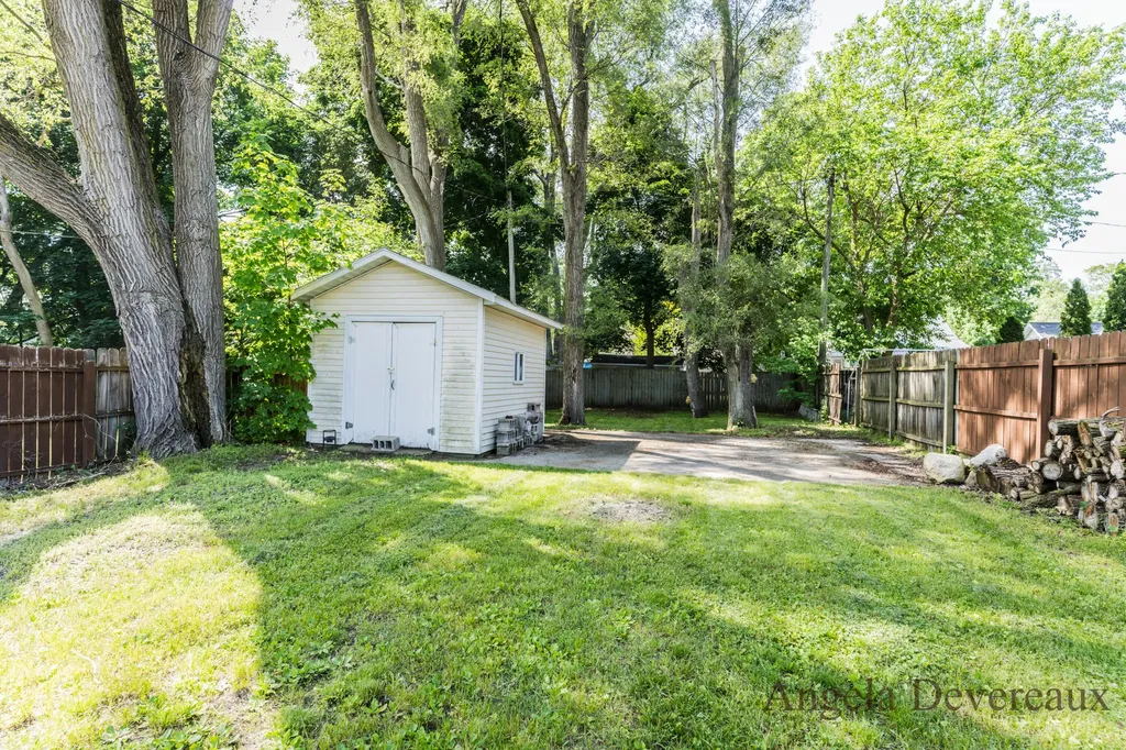215 W Montcalm Street Greenville City MI 48838