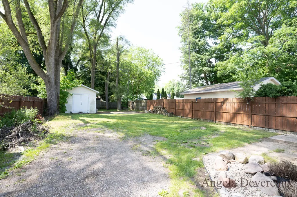 215 W Montcalm Street Greenville City MI 48838