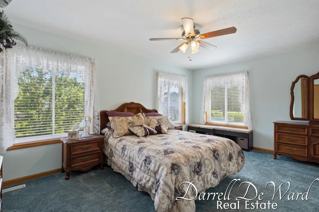 440 Sunbrook Street SE Gaines Charter Township MI 49508