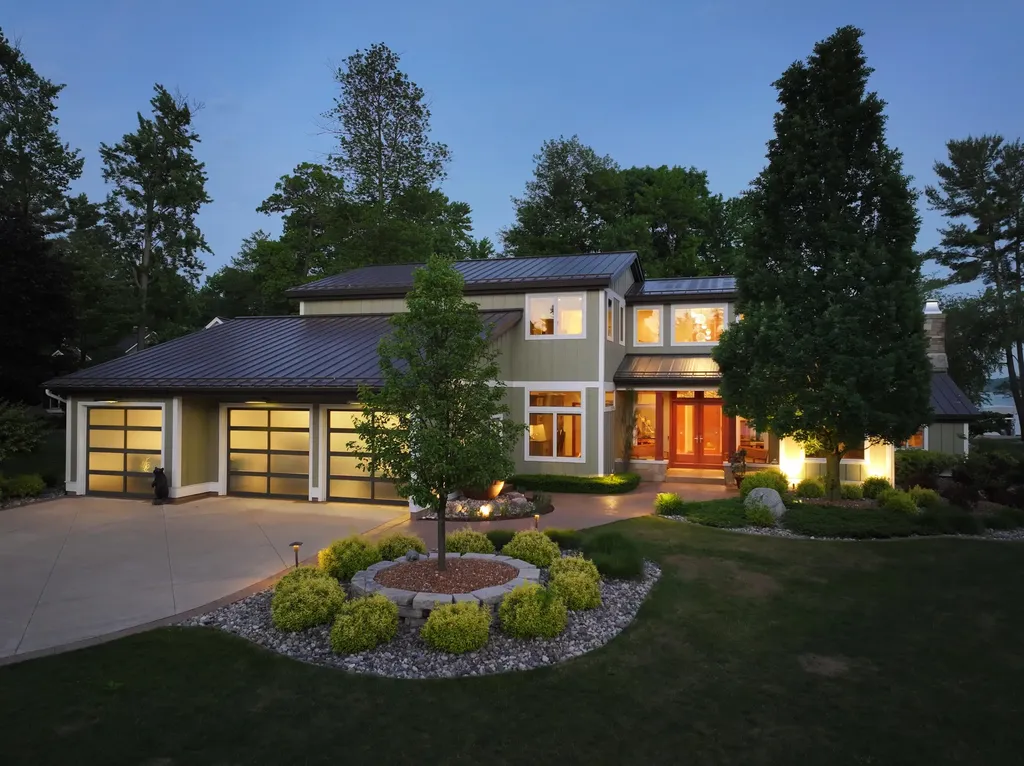 3381 Northshore Drive Pierson Township MI 49339